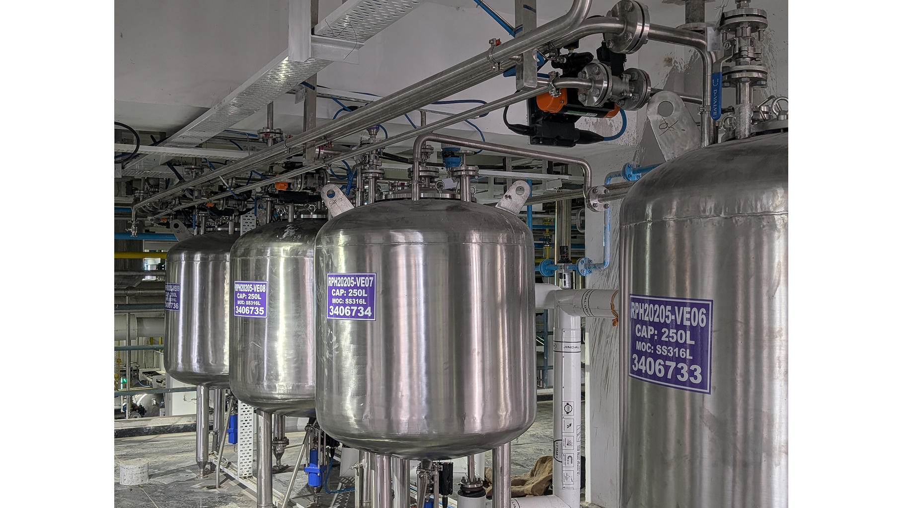Process Vessels_Scrolling_Image